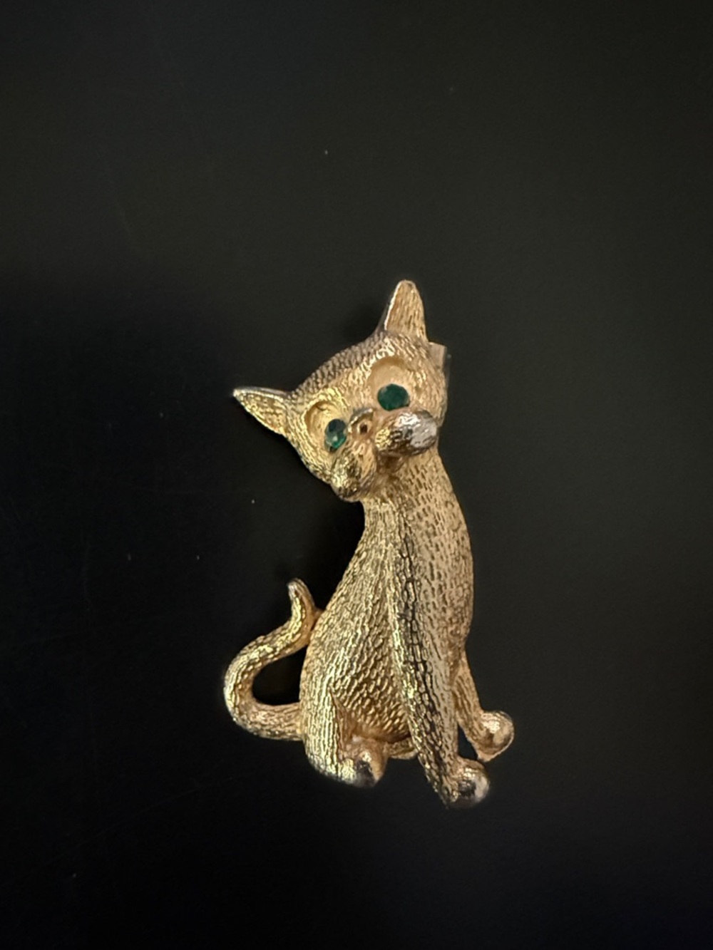 Vintage Gold Cat Pin Brooch